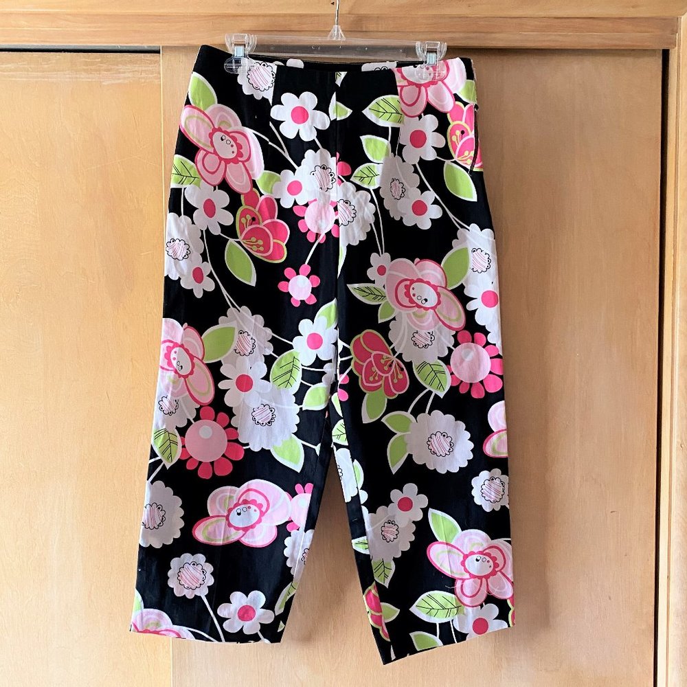NWT Sz 8P Courtenay Black Floral Print Capri Pants